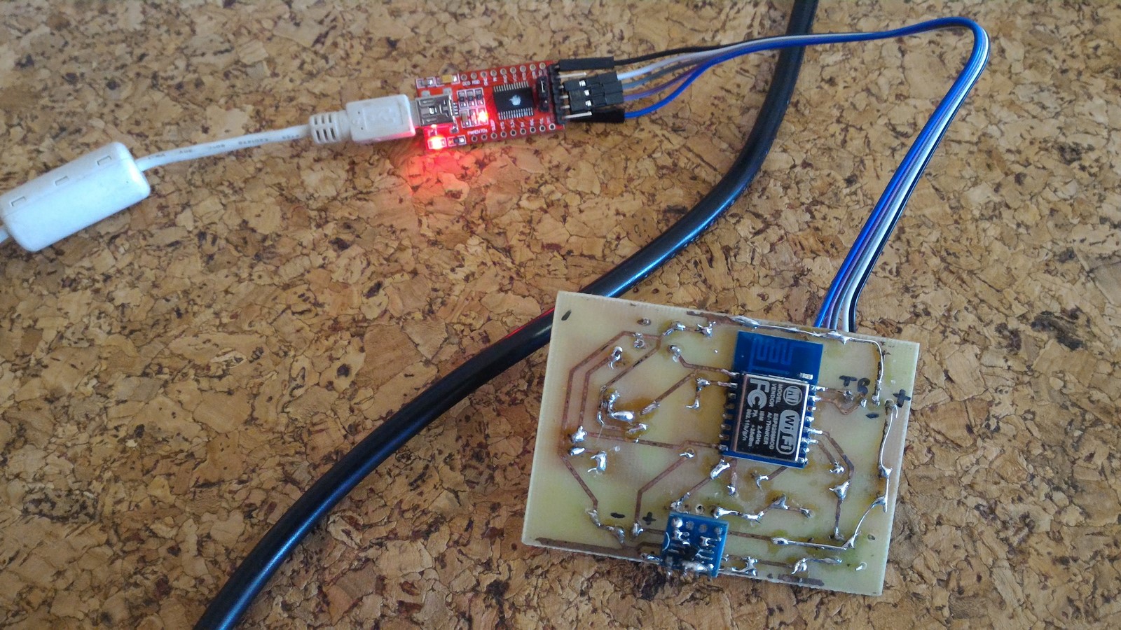 PCB Flashing ESP8266 reed switch