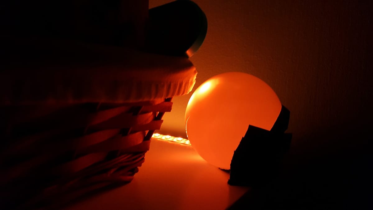 Automated Light for Better Sleeping Habits,  Or: My Baby is a Great Excuse for Playing With My Gadgets