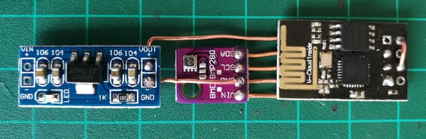 Make a $6 Tiny Portable Weather Station that Transmits Live Data Wherever You Are